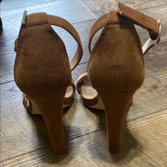 JustFab Women's Tan Heel Sandals Size 7 - Picture 2 of 3